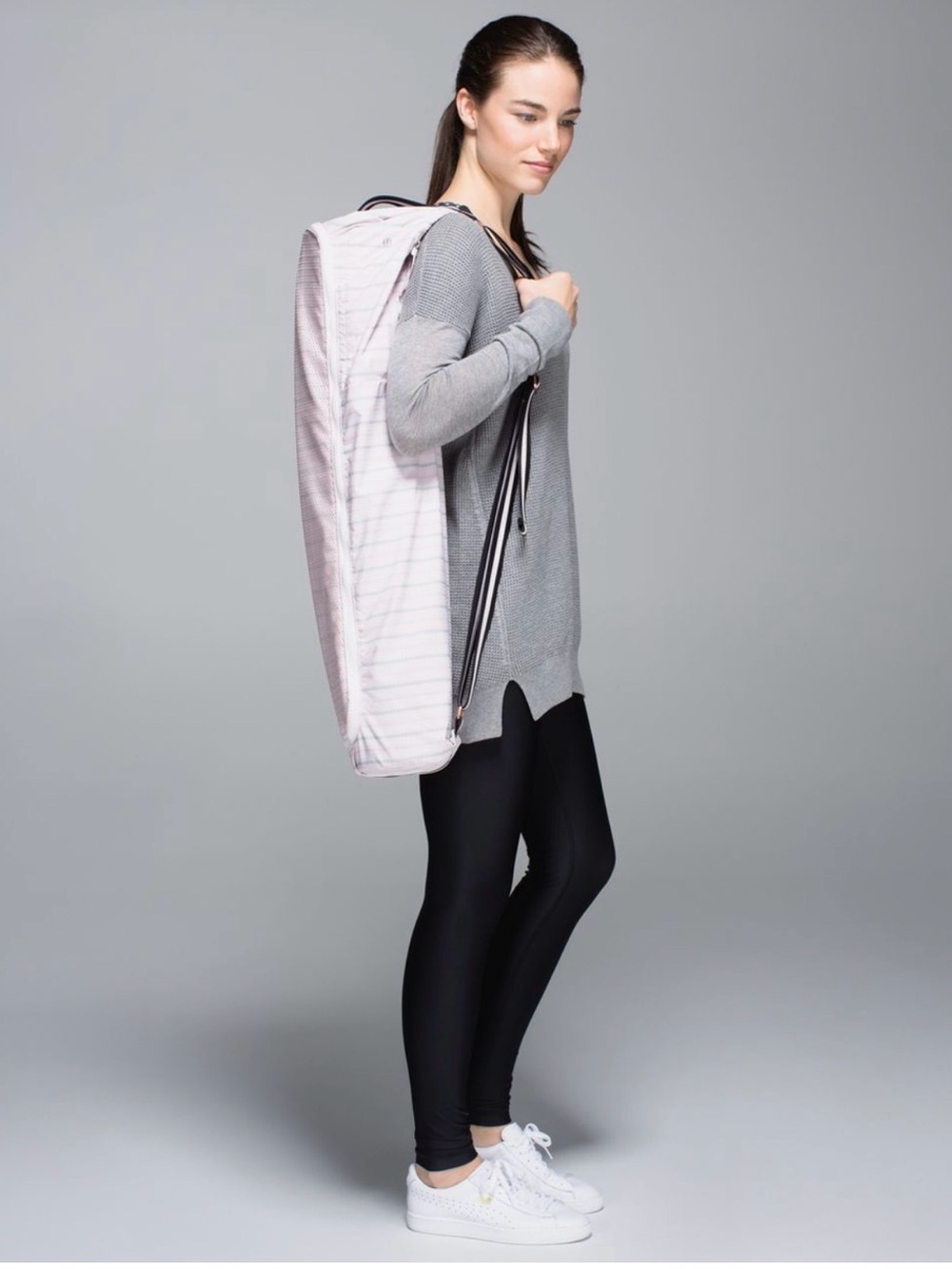 Lululemon Drishti Yoga Tote Diamond Stripe Neutral Blush Silver Spoon